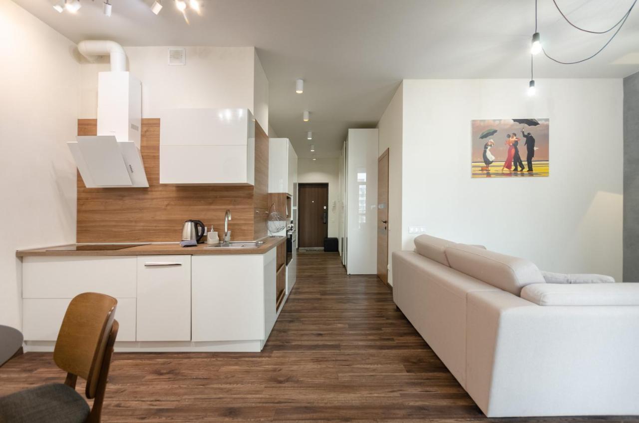 Petrovdom Apartaments 8-188 In Rc Central Park, 7 John Mccain Street Kiev Exteriör bild