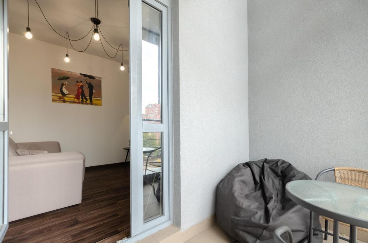 Petrovdom Apartaments 8-188 In Rc Central Park, 7 John Mccain Street Kiev Exteriör bild